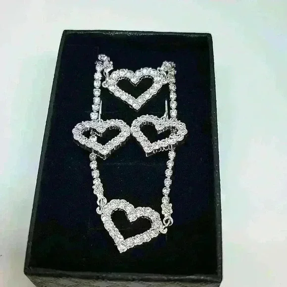 NWOT Gorgeous Shiny Heart Shaped Rhinestone Necklace, Earrings and Brace… - Picture 6 of 6